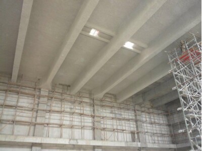 車(chē)庫(kù)頂板無(wú)機(jī)纖維噴涂