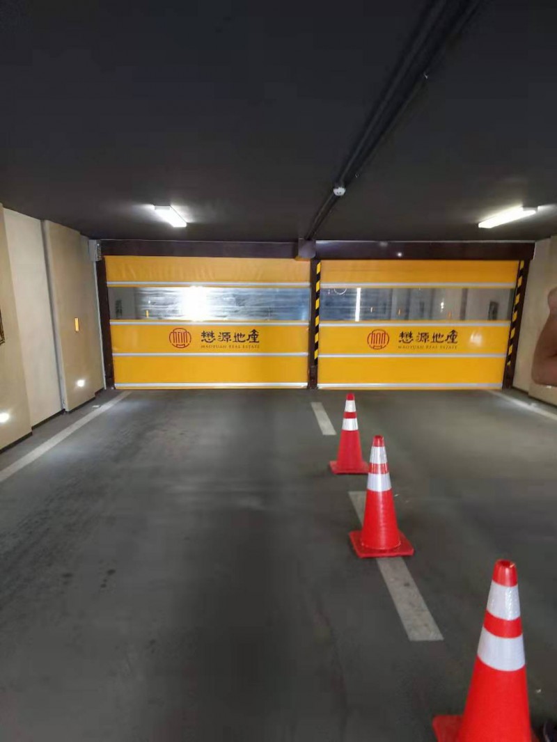 停車場(chǎng)速通門快速門廠家天津科曼斯門業(yè)