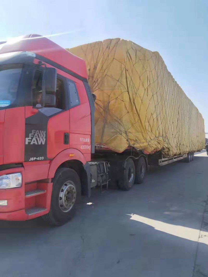 巖棉板裝車(chē)２