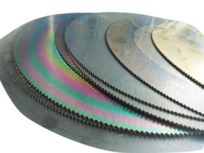 Cutting saw blades